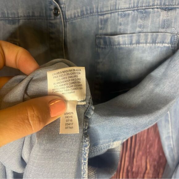 Style & Co Denim Women’s Medium Long Sleeve 100% Lyocell Blouse - Picture 6 of 9